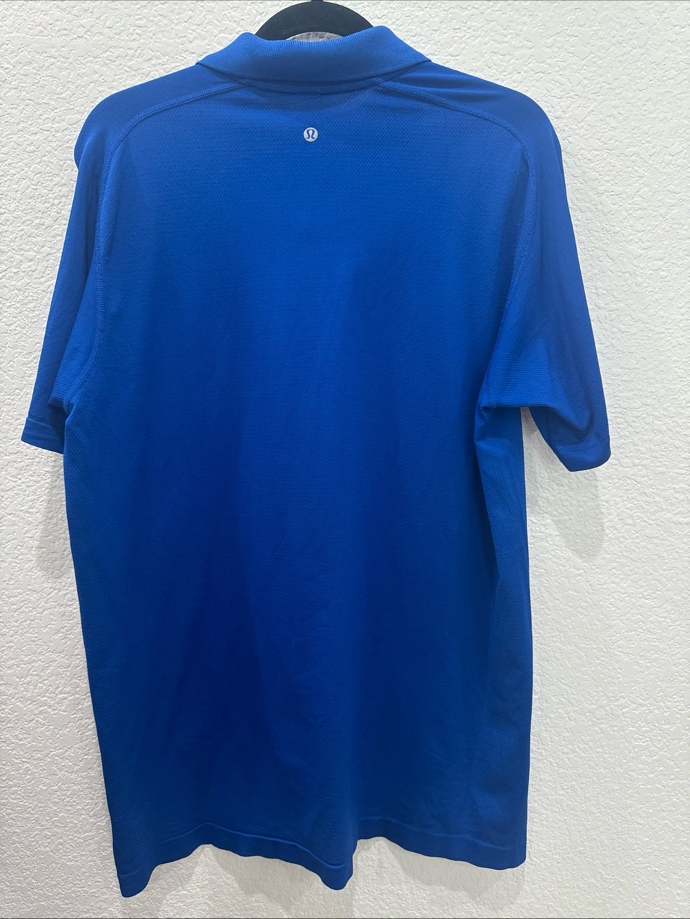 Lululemon Men’s Blue Polo Shirt Short Sleeve Performance Golf Athletic XL - Picture 6 of 7